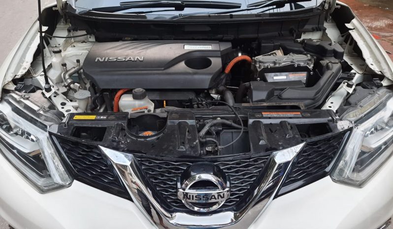 Nissan X-Trail Hybrid 2015 full